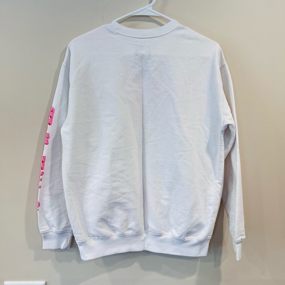 🔥Hello Kitty White Sweatshirt🔥 - Picture 5 of 5